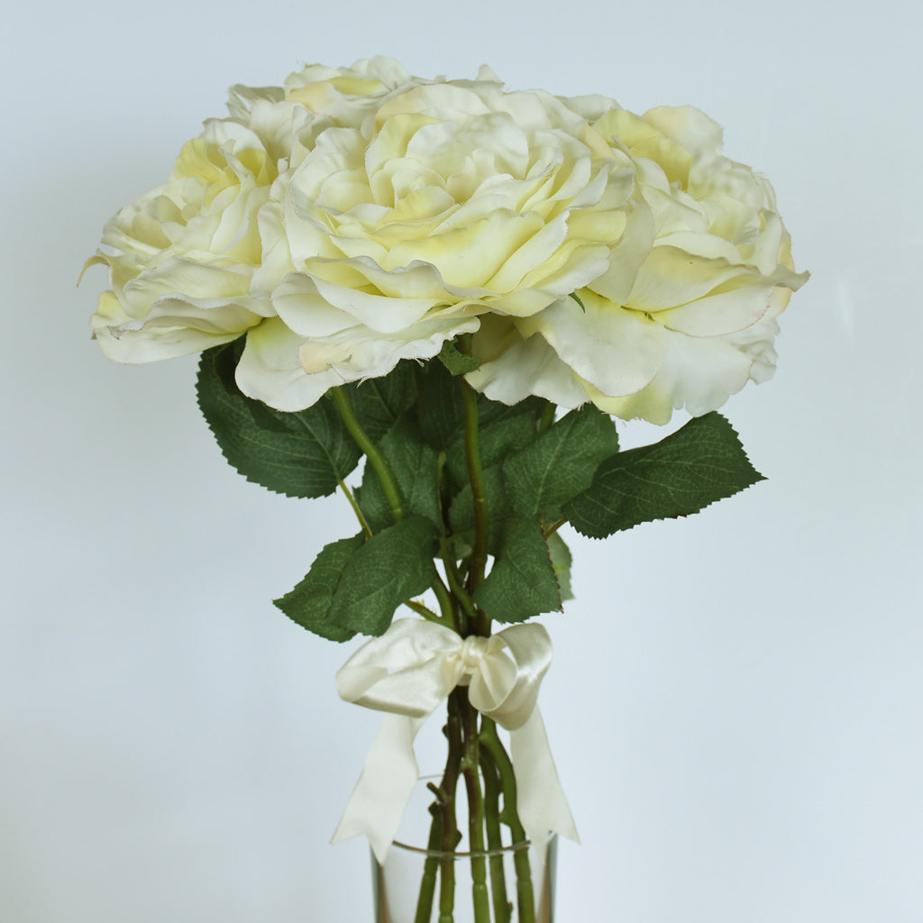 Rose Flower Bouquet - 5 heads full bloom - Cream White