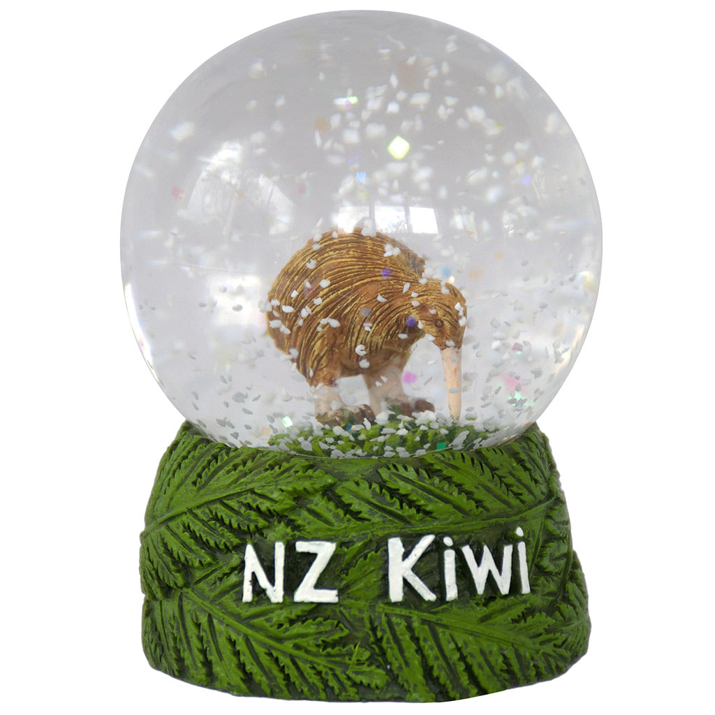 NZ Kiwi Snow Globe from ChristmasTreasures.co.nz